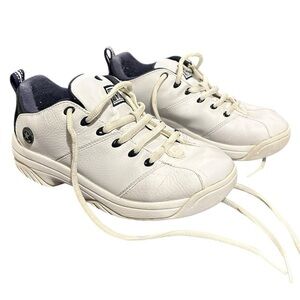 CONVERSE Chuck Taylor All Star Leather Sneakers Navy Patent White Leather Vtg W8